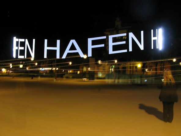 Lichterkunst am Hafen Bregenz